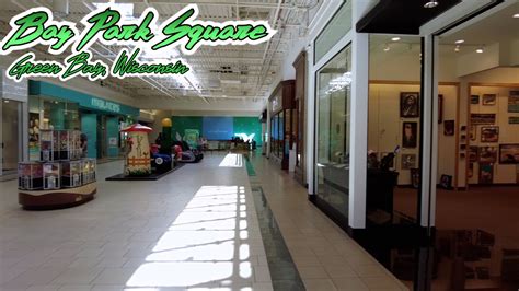 bay park square food court.